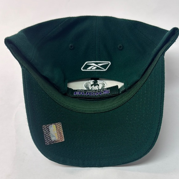 Milwaukee Bucks Reebok NBA Vintage Strapback Cap Hat - Picture 2 of 5